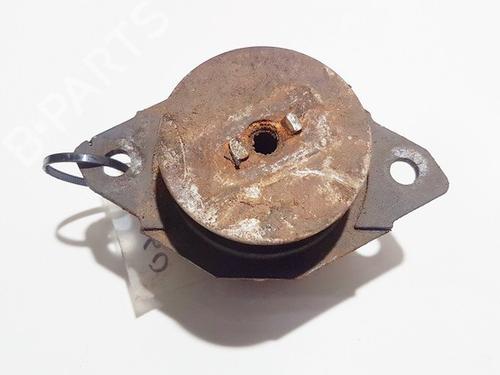Used Engine mount Engine mount VW PASSAT B3/B4 Variant (3A5, 35I) 1.9 TDI (90 hp) 33100631 33100631