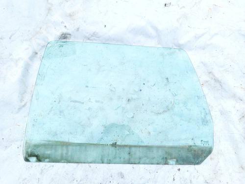 Used Rear left door window Rear left door window 39575012 39575012