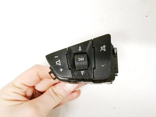 Used Steering wheel controls Steering wheel controls 35150838 35150838