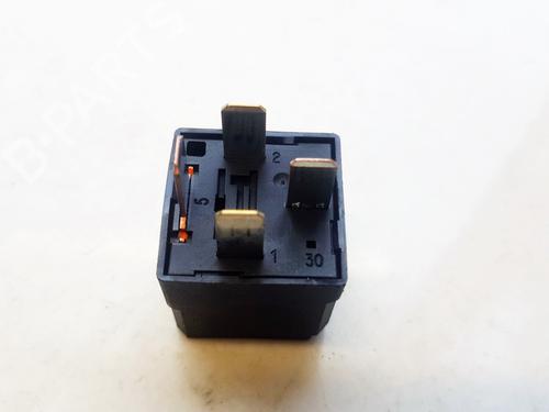 Electronic sensor MERCEDES-BENZ C-CLASS (W204) C 220 CDI (204.002) | BP33062112M84 - Image 2