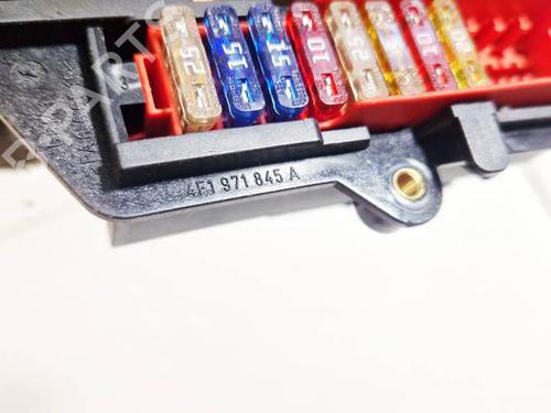 Fuse box AUDI A6 C6 (4F2) 2.4 | BP32571715E1