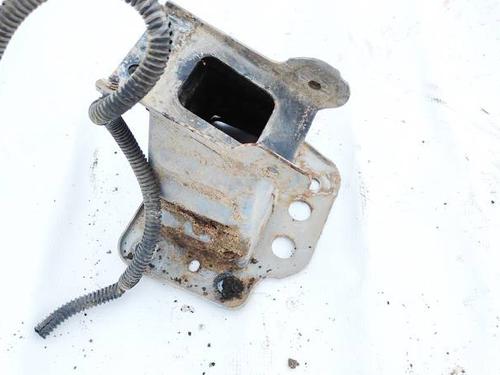 Used Front bumper bracket Front bumper bracket 35308483 35308483