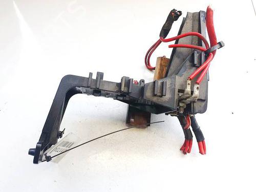 Used Fuse box AUDI A4 B6 (8E2) 1.9 TDI (130 hp) 32970935