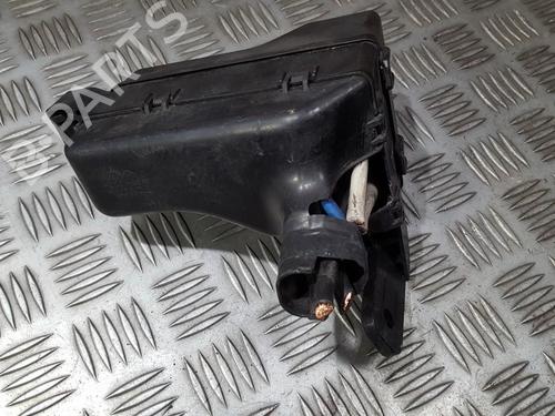 Used Fuse box Fuse box 33498634 33498634