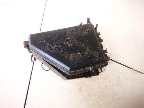 Used Fuse box Fuse box ROVER 25 I Hatchback (RF) 2.0 iDT (101 hp) 33085887 33085887