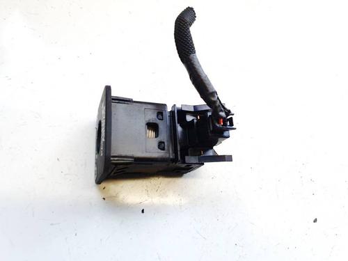 switch-lexus-is-ii-_e2_-2005-2006-2007-2008-2009-2010-2011-2012-2013-32966652 main image