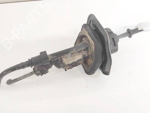 Used Clutch slave cylinder Clutch slave cylinder FORD FOCUS III 1.0 EcoBoost (125 hp) 35323550 35323550