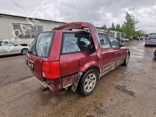 Fuse box VW PASSAT B5 Variant (3B5) 1.9 TDI | BP32578002E1 