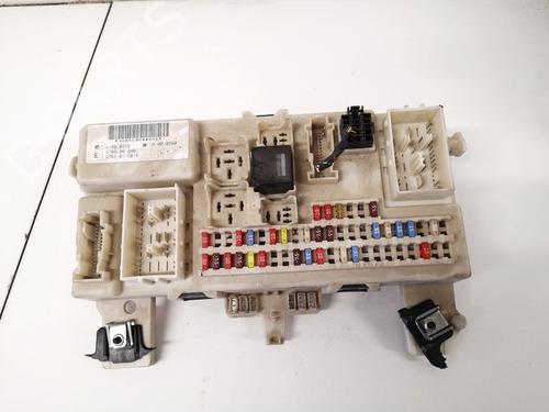 Used Fuse box Fuse box FORD FOCUS II (DA_, HCP, DP) 1.6 TDCi (90 hp) 32889972 32889972