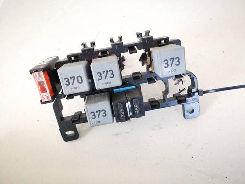 fuse-box-audi-a6-c6-4f2-2004-2005-2006-2007-2008-2009-2010-2011-32917900 main image