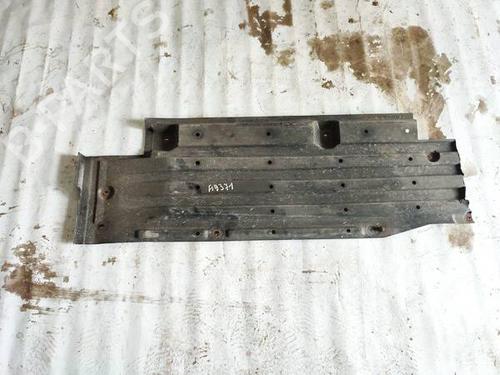 Used Underbody protection Underbody protection 38573744 38573744