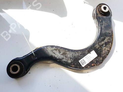 Used Right rear suspension arm Right rear suspension arm 36313233 36313233
