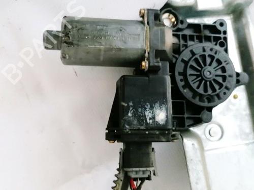 Used Right front window motor Right front window motor 35619460 35619460