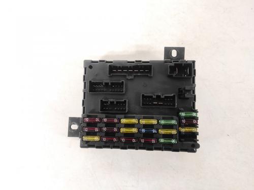 Used Fuse box Fuse box ALFA ROMEO 156 Sportwagon (932_) 2.4 JTD (932BXF00) (175 hp) 33088081 33088081