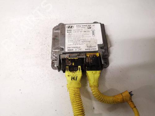 Used ECU airbags HYUNDAI SANTA FÉ II (CM) 2.2 CRDi GLS (150 hp) 32622473
