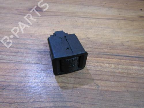 Used Switch Switch SKODA OCTAVIA I (1U2) 1.6 (75 hp) 35650421 35650421