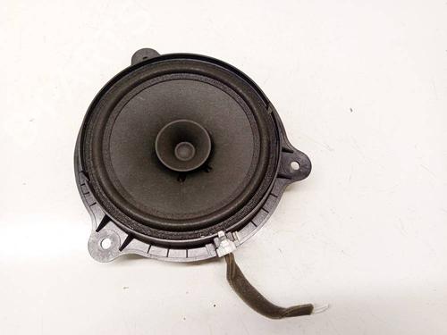 Used Speaker NISSAN NV200 / EVALIA Bus e-NV (ME0M) (109 hp) 32538799