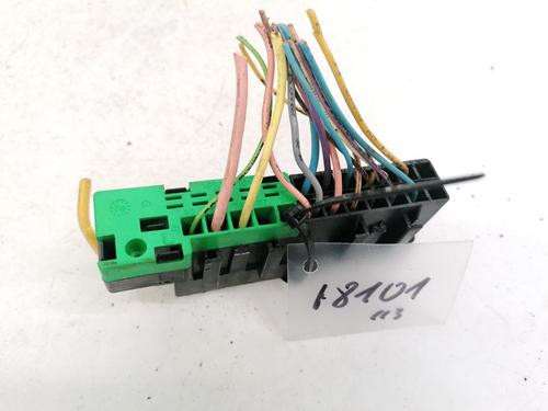 Fuse box CITROËN C5 III (RD_) 2.0 HDi (RDRHD8, RDRHDJ, RDRHR8, RDRHRJ) | BP32913007E1 - Image 3