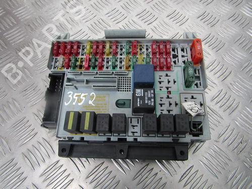 Used Fuse box Fuse box 33492016 33492016