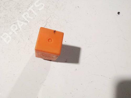 Andre Andre FIAT ULYSSE (220_) 2.0 (220.AC5) (121 hp) 32566942 32566942