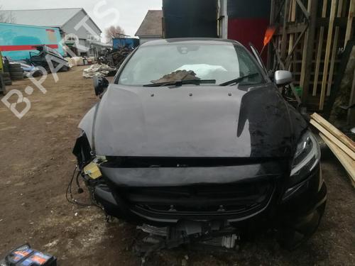 Used Parts VOLVO V40 Hatchback (525) T2 (122 hp) 4476980