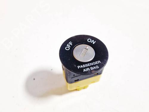 Switch KIA CEE'D Hatchback (ED) 1.6 CRDi 90 | BP32566905I30