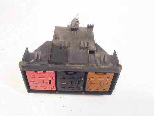 Used Fuse box OPEL INSIGNIA A Saloon (G09) 2.0 CDTI (69) (163 hp) 32618290
