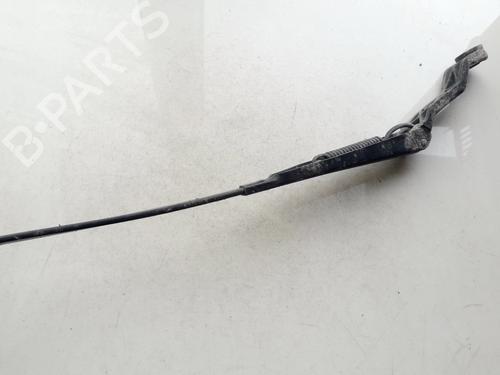 Used Front windshield wiper arm Front windshield wiper arm VOLVO V40 Estate (645) 1.9 DI (95 hp) 33518384 33518384
