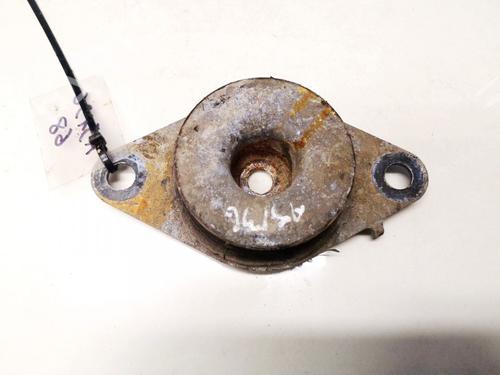 Used Engine mount Engine mount RENAULT LAGUNA I (B56_, 556_) 1.8 (B56A/B) (90 hp) 33107421 33107421