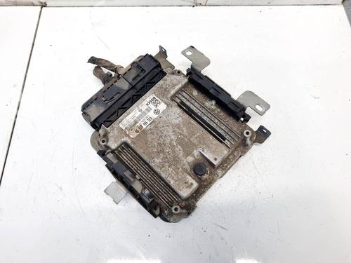 Used Engine control unit (ECU) Engine control unit (ECU) 32584148 32584148