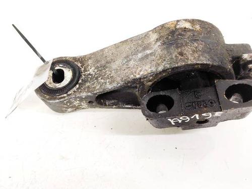 Used Engine mount Engine mount CHRYSLER PT CRUISER (PT_) 2.0 (141 hp) 32947803 32947803