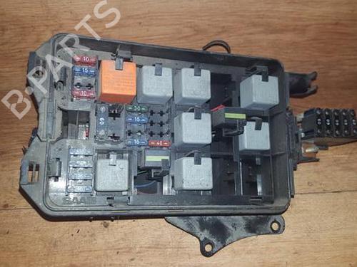 Used Fuse box Fuse box SAAB 9-5 (YS3E) 2.0 t (150 hp) 33520681 33520681