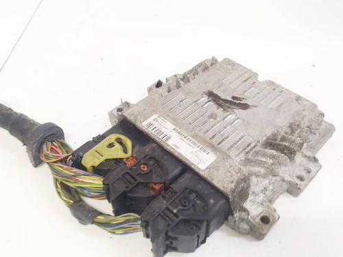 Used Engine control unit (ECU) Engine control unit (ECU) FORD FOCUS III 1.6 TDCi (115 hp) 32596869 32596869
