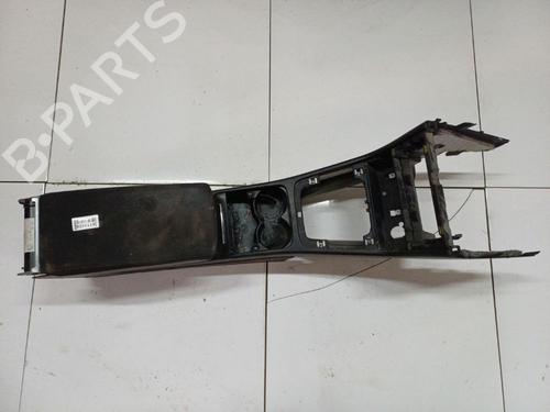 Used Armrest / Center console Armrest / Center console 36686612 36686612