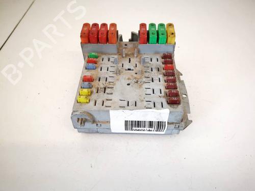 Used Fuse box Fuse box FIAT BRAVO II (198_) 1.9 D Multijet (198AXB1A) (120 hp) 32607275 32607275