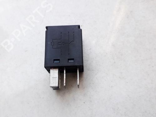Electronic sensor FORD FOCUS I (DAW, DBW) 1.6 16V | BP33528251M84 - Image 2