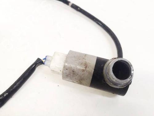 washer-pump-toyota-auris-_e15_-2006-2007-2008-2009-2010-2011-2012-2013-35118407 main image