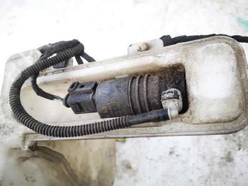 washer-pump-vw-passat-b6-3c2-2005-2006-2007-2008-2009-2010-2011-35422120 main image