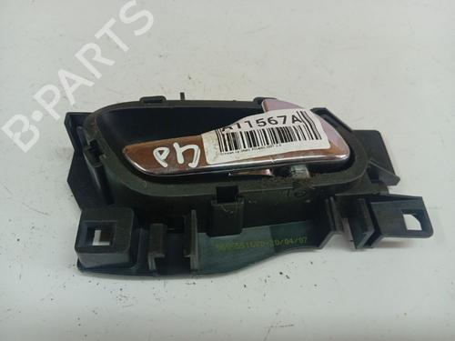 Used Front right interior door handle Front right interior door handle 37655797 37655797