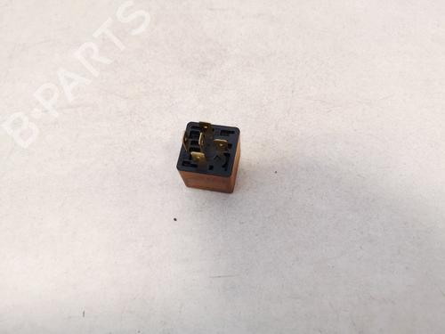 Electronic sensor OPEL SIGNUM Hatchback (Z03) 2.2 DTI (F48) | BP32894070M84 - Image 2