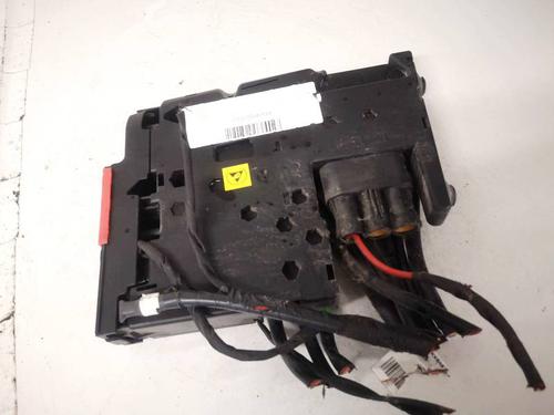 Used Fuse box Fuse box MERCEDES-BENZ E-CLASS (W212) E 300 Hybrid / BlueTEC Hybrid (212.098) (204 hp) 32922346 32922346