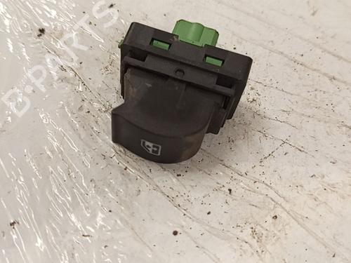 Used Switch Switch CITROËN JUMPER II Bus 2.2 HDi 130 (130 hp) 39895445 39895445