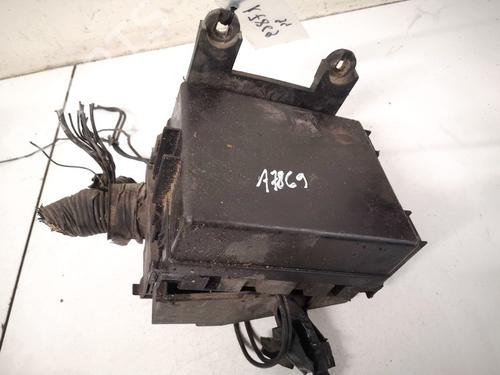 Used Fuse box NISSAN PRIMERA Hatchback (P12) 1.9 dCi (120 hp) 32898295