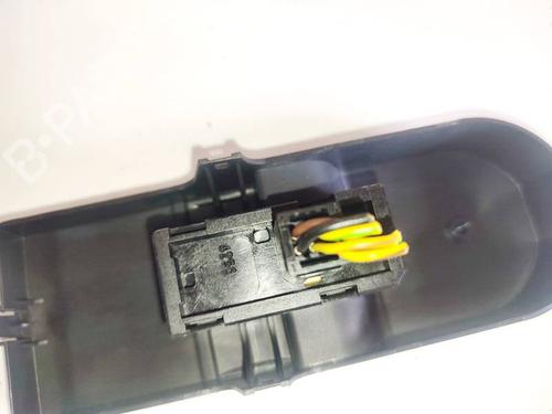 switch-opel-astra-h-a04-2004-2005-2006-2007-2008-2009-2010-2011-2012-2013-2014-32577313 main image