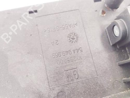 Used Fuse box Fuse box OPEL INSIGNIA A (G09) 2.0 CDTI (68) (160 hp) 32606979 32606979