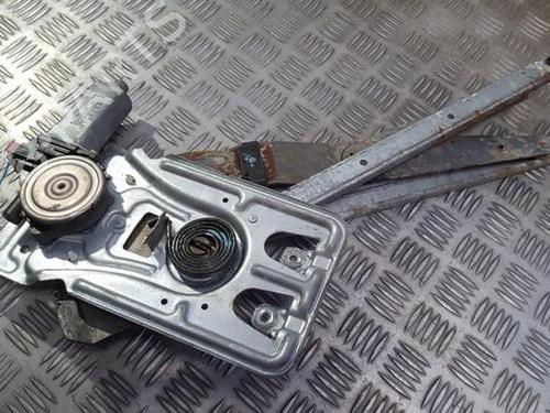 Rudehejsemekanisme ventre foran Rudehejsemekanisme ventre foran CHRYSLER CONCORDE 3.5 LX (237 hp) 35677147 35677147