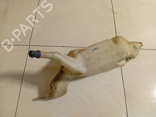Used Windscreen washer tank Windscreen washer tank 38431768 38431768