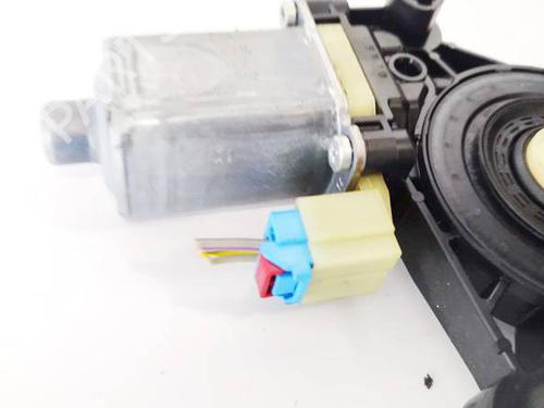 Right front window motor AUDI A3 (8V1, 8VK) 1.6 TDI | BP37686824E20 - Image 3