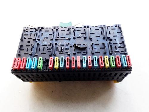 Used Fuse box Fuse box VW GOLF III (1H1) 1.9 SDI (64 hp) 33530157 33530157