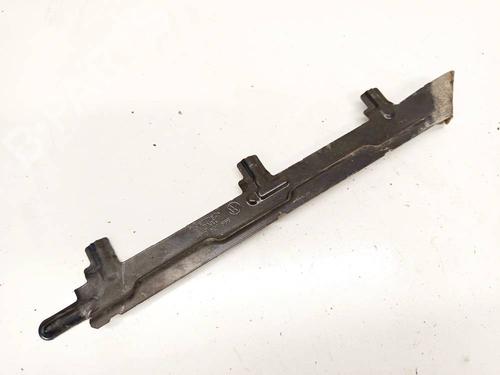 Used Front bumper bracket Front bumper bracket VOLVO V50 (545) 2.0 D (136 hp) 40165639 40165639